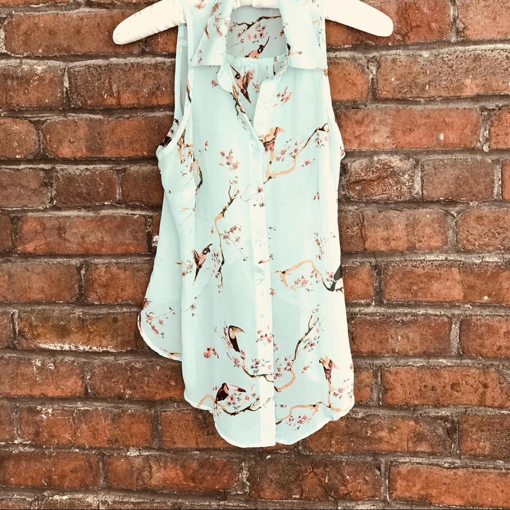 Sleeveless Blouse